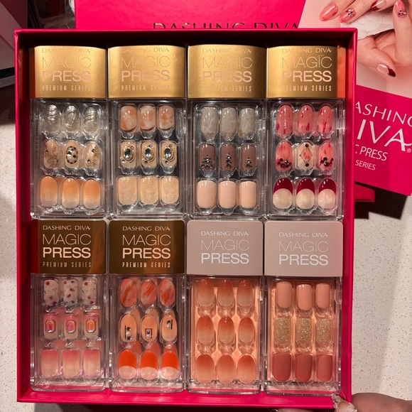 Dashing Diva Other - Bundle of 8 Dashing Diva Magic Press Press-On Nails Gift Box Limited Edition